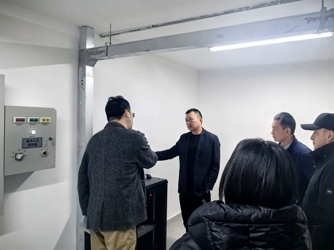 宝山区国动办调研人防工程安全使用工作